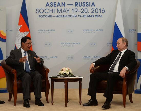 President Vladimir Putin meets with Prime Minister of Cambodia Hun Sen