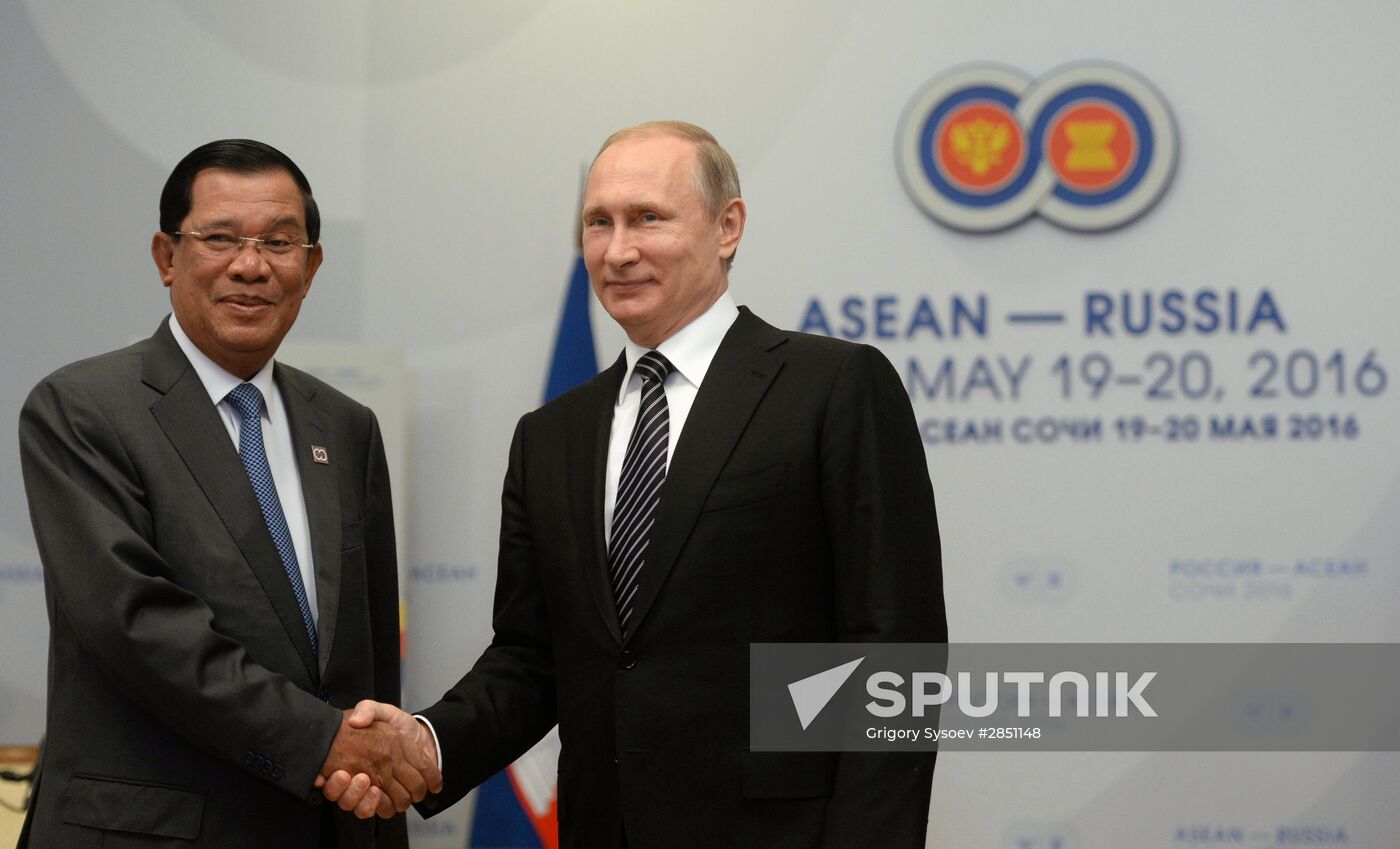 President Vladimir Putin meets with Prime Minister of Cambodia Hun Sen