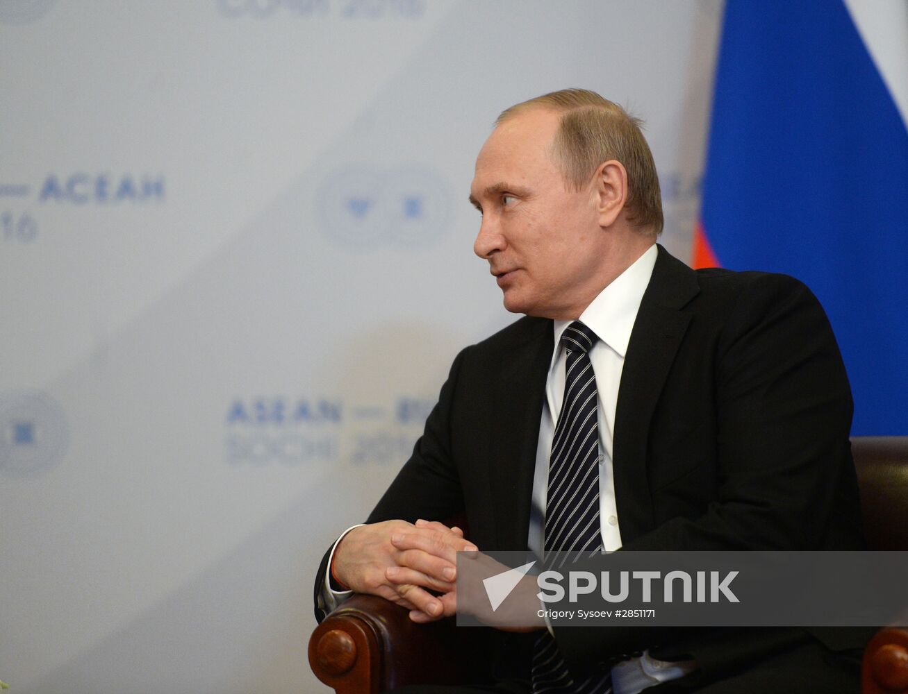 President Vladimir Putin meets with Prime Minister of Cambodia Hun Sen