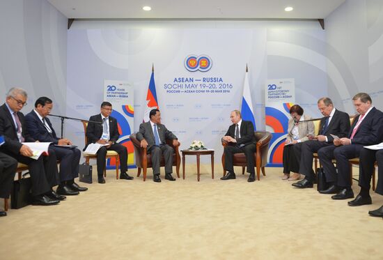 President Vladimir Putin meets with Prime Minister of Cambodia Hun Sen