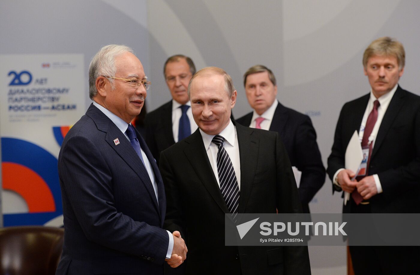 vRussian President Vladimir Putin's bilateral meeting with Prime Minister of Malaysia Najib Razak
