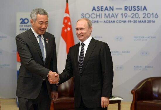 Russian President Vladimir Putin's bilateral meeting with Prime Minister of Singapore Lee Hsien Loong