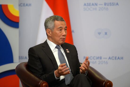 Russian President Vladimir Putin's bilateral meeting with Prime Minister of Singapore Lee Hsien Loong