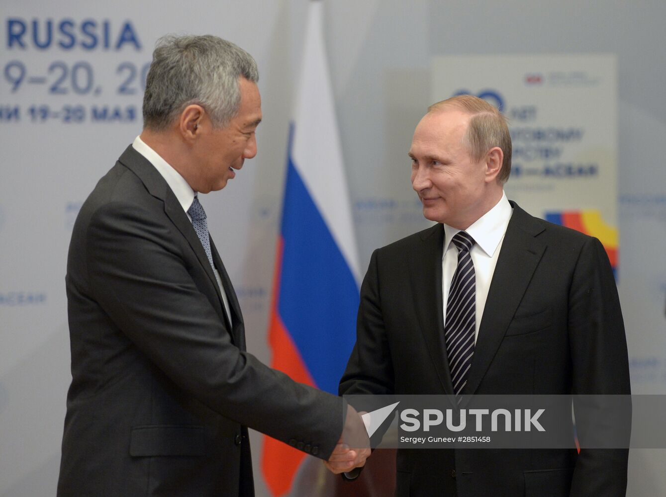 Russian President Vladimir Putin's bilateral meeting with Prime Minister of Singapore Lee Hsien Loong