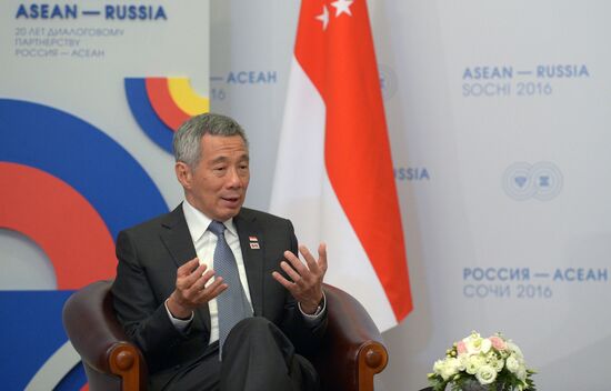 Russian President Vladimir Putin's bilateral meeting with Prime Minister of Singapore Lee Hsien Loong
