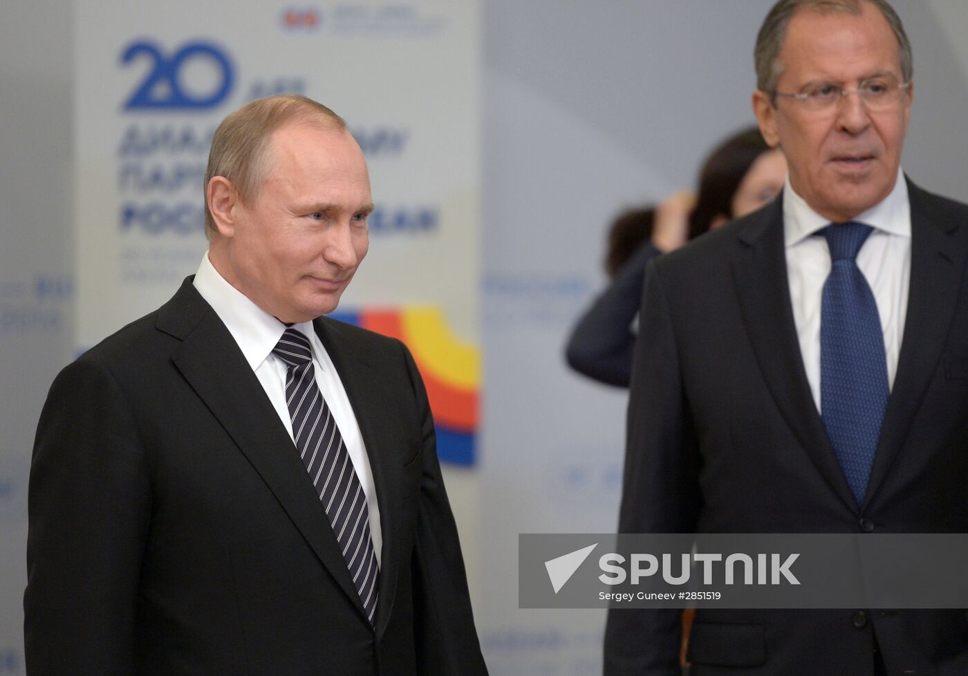 Russian President Vladimir Putin's bilateral meeting with Prime Minister of Singapore Lee Hsien Loong