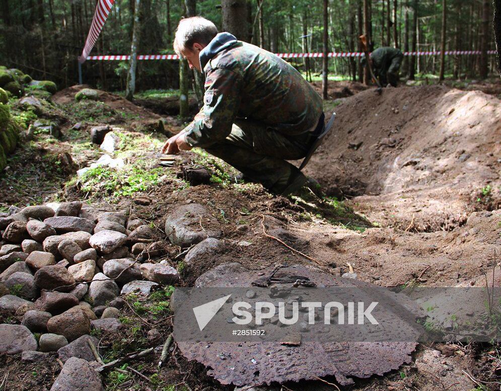 Rossiya Segodnya journalists arrive on Bolshoy Tyuters for cooperation with RGO