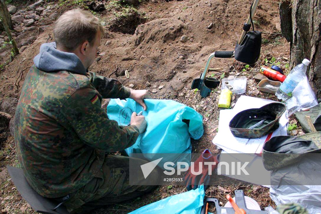 Rossiya Segodnya journalists arrive on Bolshoy Tyuters for cooperation with RGO