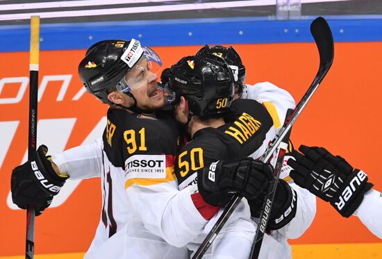 2016 IIHF World Ice Hockey Championship. Russia vs. Germany