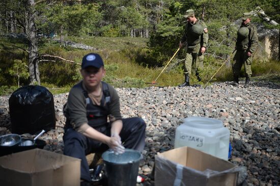 Russian Geographical Society's expedition to Hogland