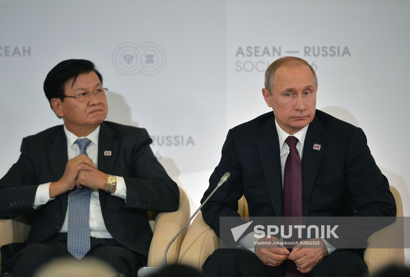 Delegation heads - ASEAN-Russia Summit participants meet with ASEAN-Russia Business Forum members