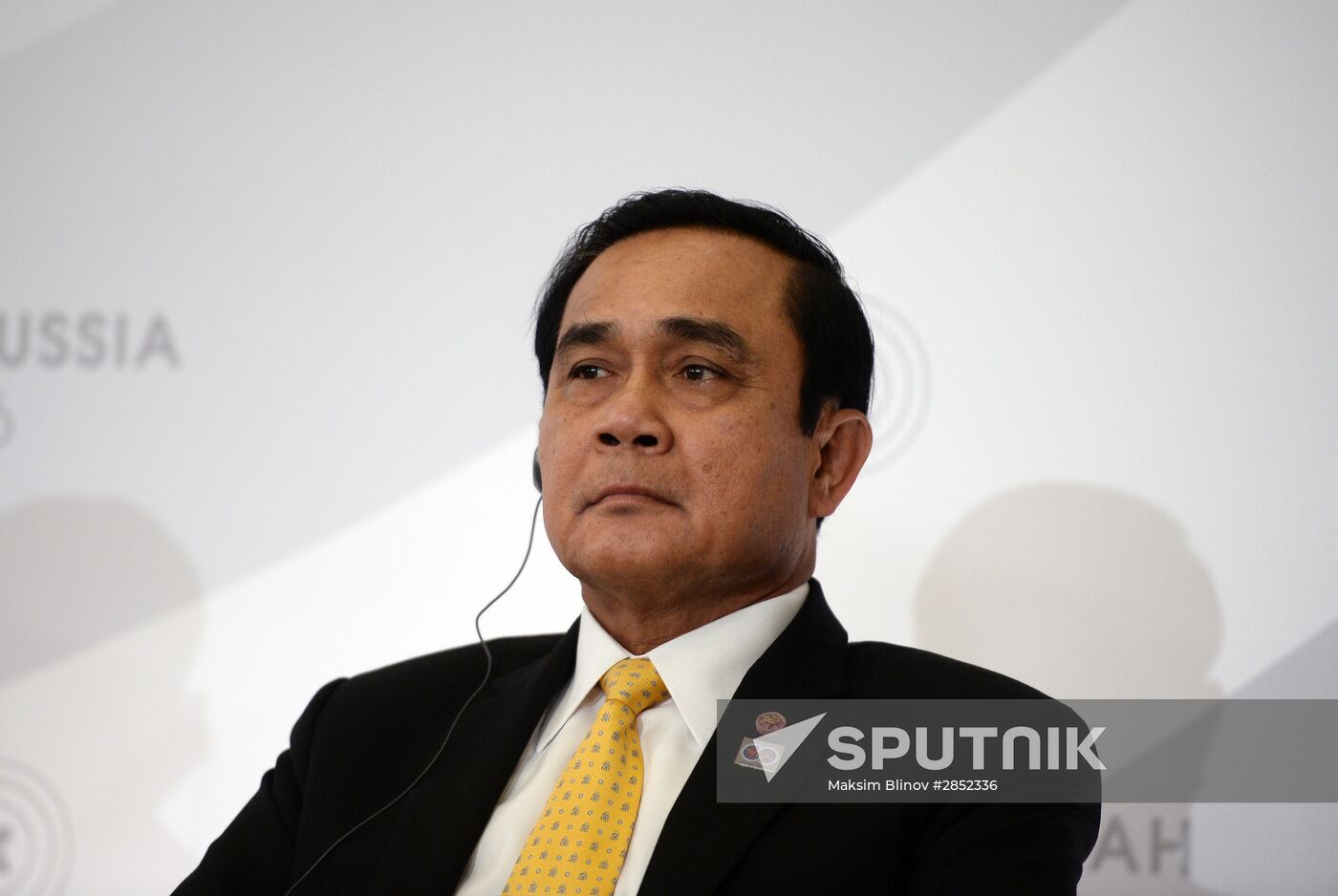 Delegation heads - ASEAN-Russia Summit participants meet with ASEAN-Russia Business Forum members