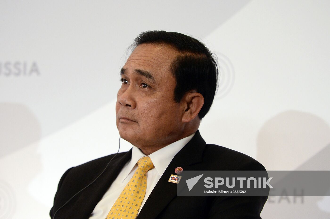 Delegation heads - ASEAN-Russia Summit participants meet with ASEAN-Russia Business Forum members