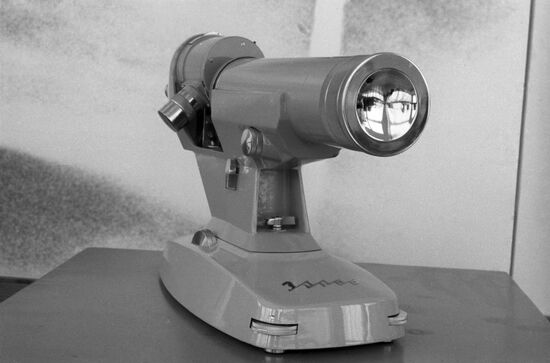 Electric optical pyrometer-66