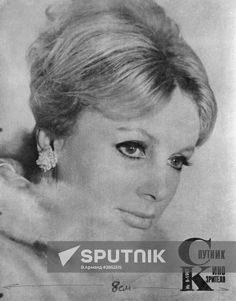 Acress Alla Larionova