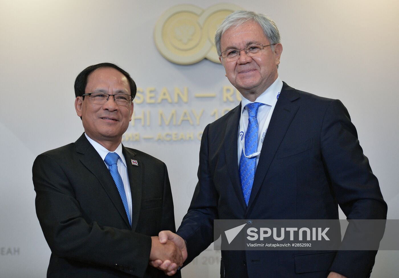 Bilateral meeting of SCO Secretary-General Rashid Alimov and ASEAN Secretary-General Le Luong Minh