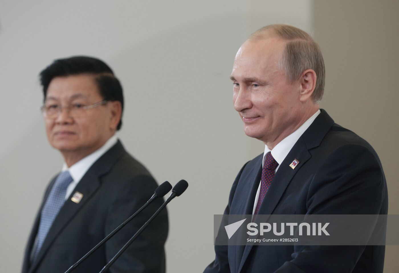 Russian President Vladimir Putin and Prime Minister of Laos Thongloun Sisoulith hold news conference following ASEAN-Russia Summit