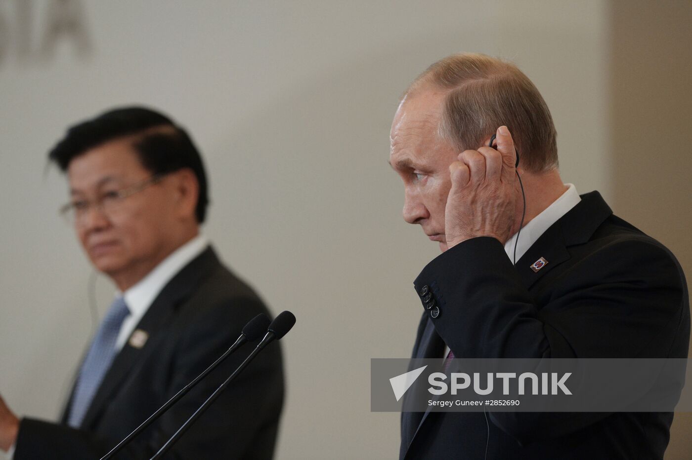 Russian President Vladimir Putin and Prime Minister of Laos Thongloun Sisoulith hold news conference following ASEAN-Russia Summit