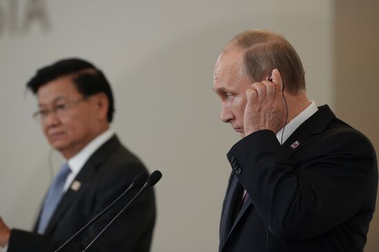 Russian President Vladimir Putin and Prime Minister of Laos Thongloun Sisoulith hold news conference following ASEAN-Russia Summit