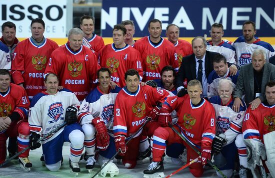 Ice Hockey. World Legends Under Moscow Stars gala match
