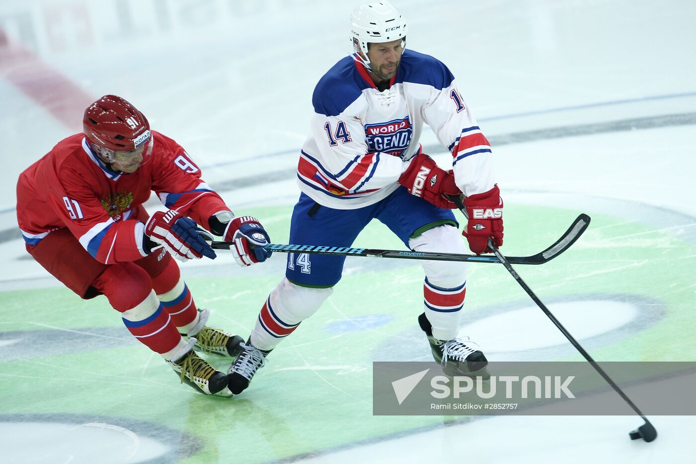 Ice Hockey. World Legends Under Moscow Stars gala match