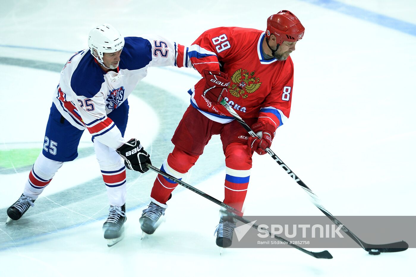 Ice Hockey. World Legends Under Moscow Stars gala match