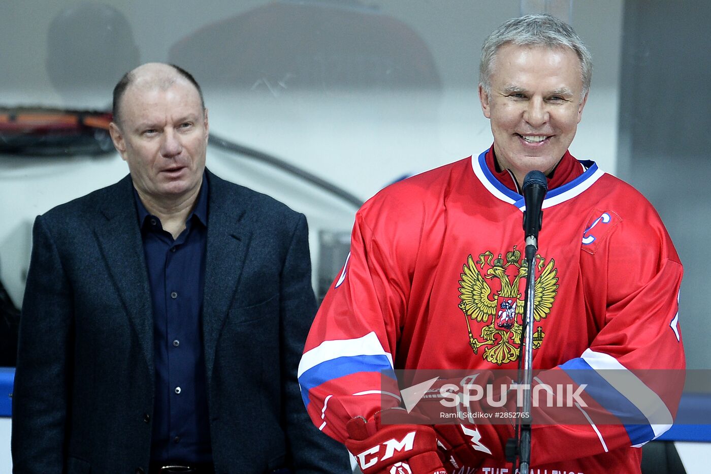 Ice Hockey. World Legends Under Moscow Stars gala match