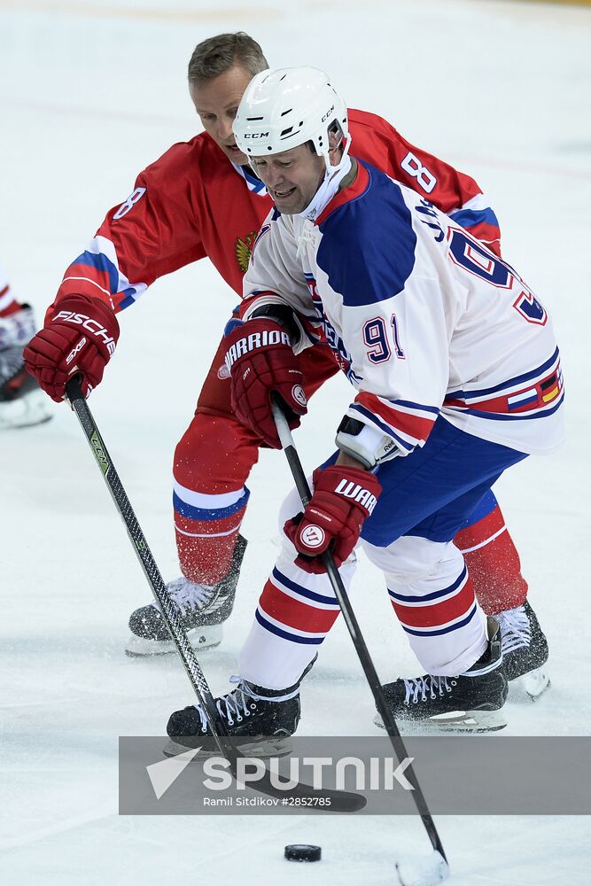 Ice Hockey. World Legends Under Moscow Stars gala match