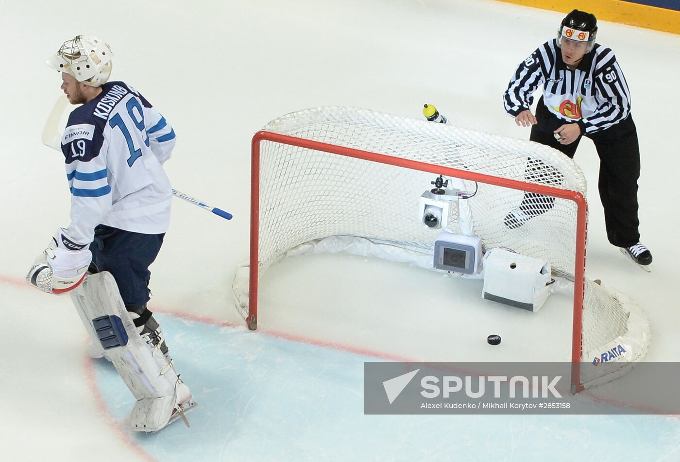 2016 IIHF World Ice Hockey Championship. Finland vs. Russia