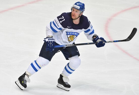 2016 IIHF World Ice Hockey Championship. Finland vs. Russia