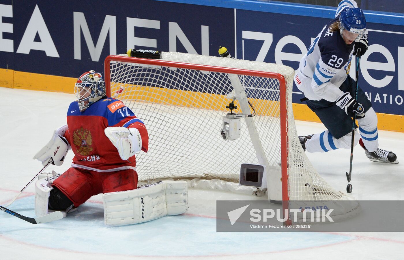 2016 IIHF World Ice Hockey Championship. Finland vs. Russia