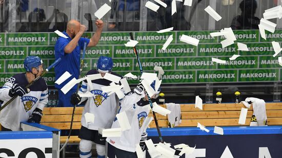 2016 IIHF World Ice Hockey Championship. Finland vs. Russia