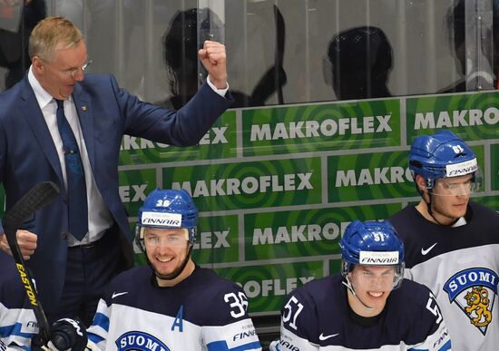 2016 IIHF World Ice Hockey Championship. Finland vs. Russia