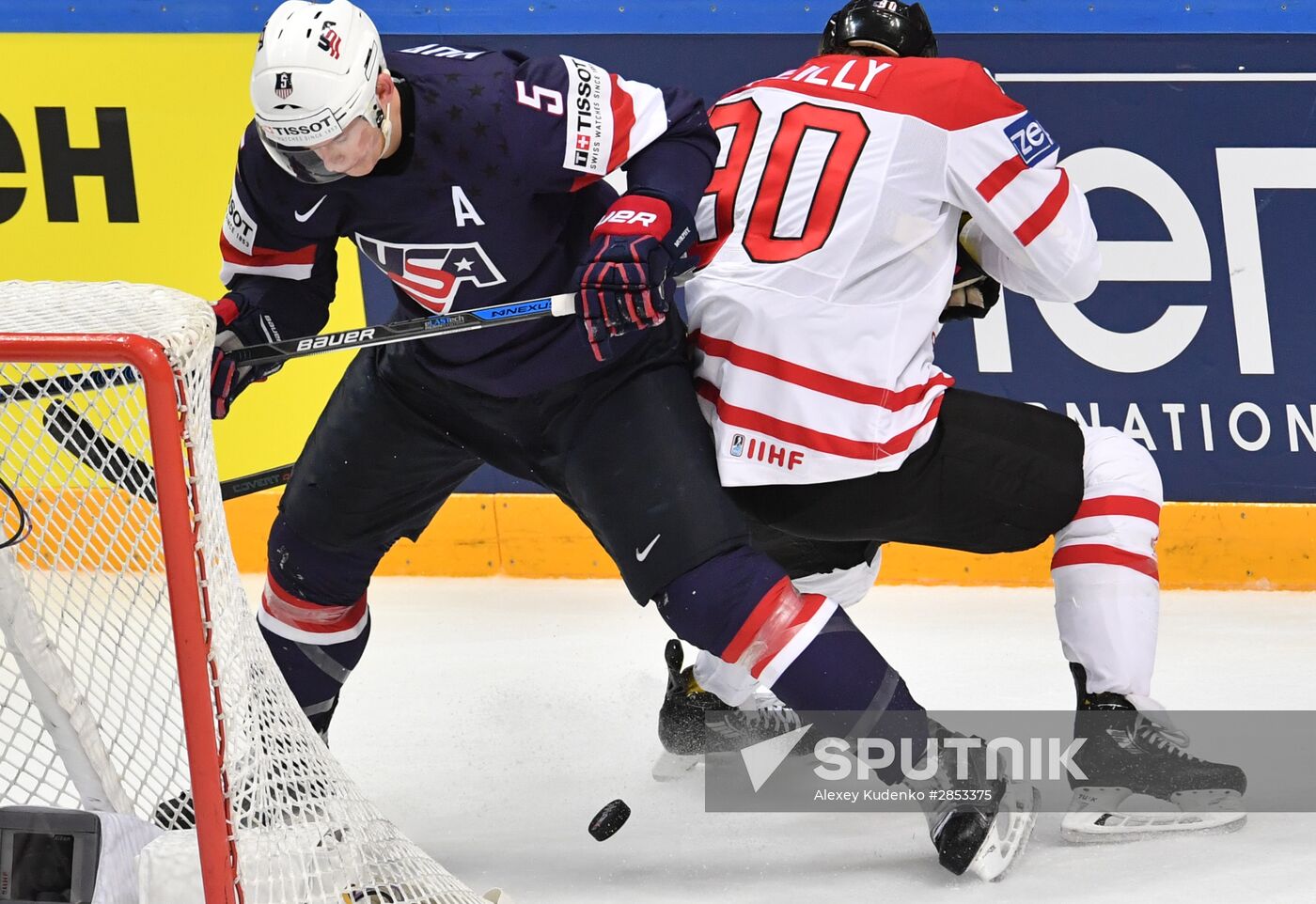 2016 IIHF World Ice Hockey Championship. Canada vs. USA