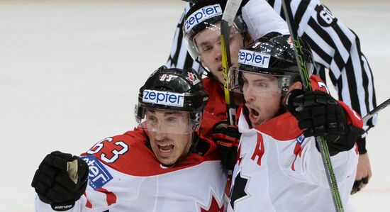 2016 IIHF World Ice Hockey Championship. Canada vs. USA