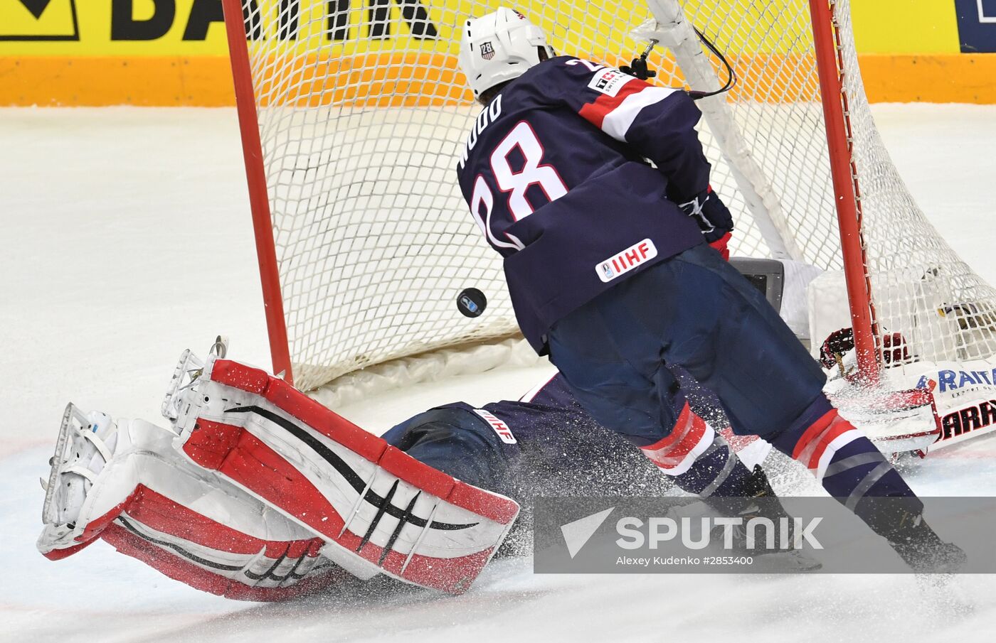 2016 IIHF World Ice Hockey Championship. Canada vs. USA