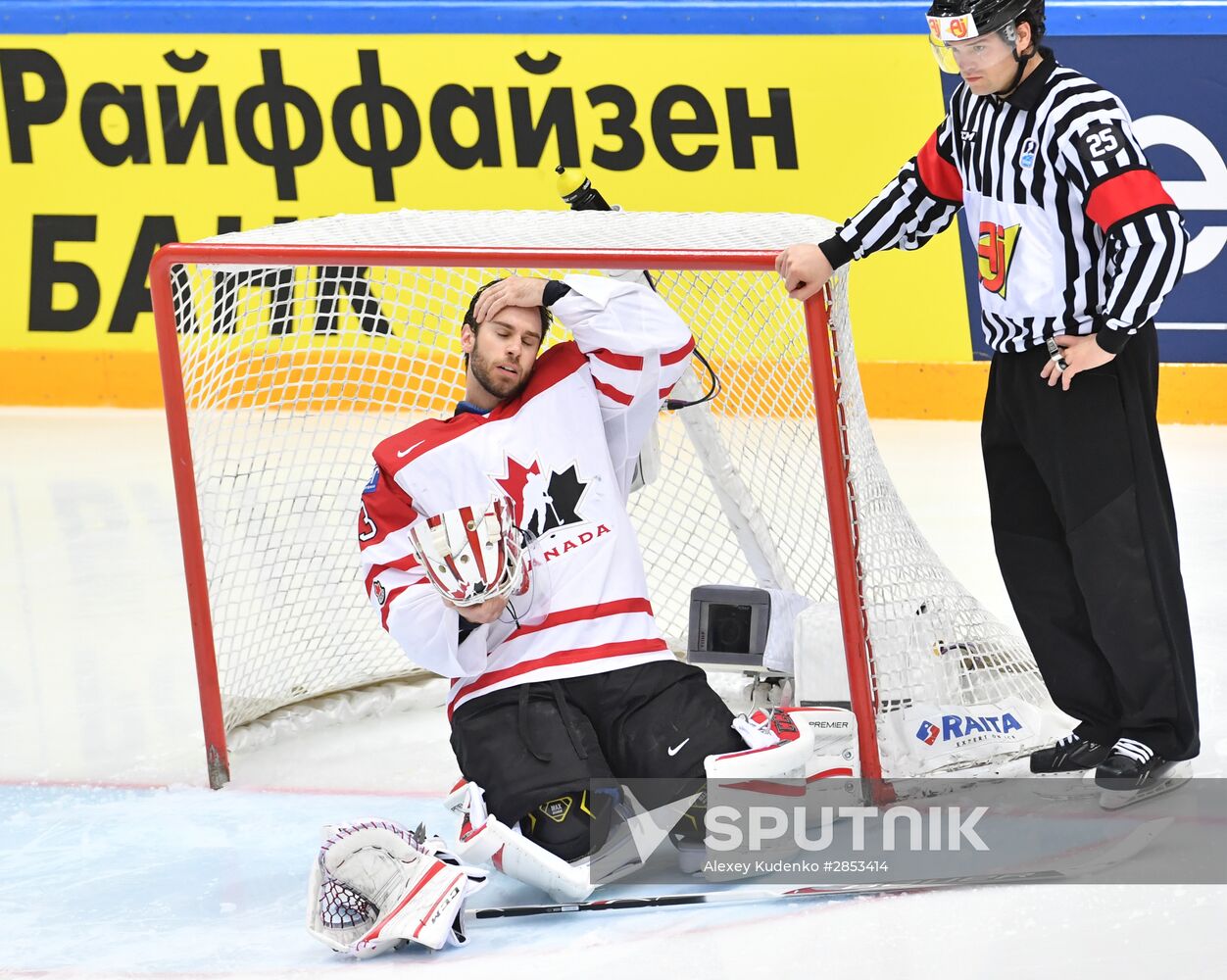 2016 IIHF World Ice Hockey Championship. Canada vs. USA