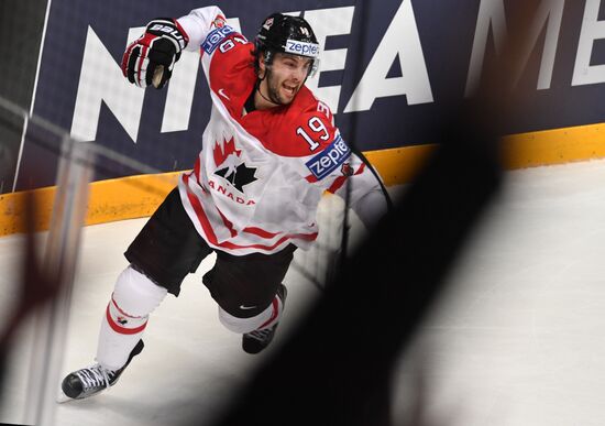 2016 IIHF World Ice Hockey Championship. Canada vs. USA