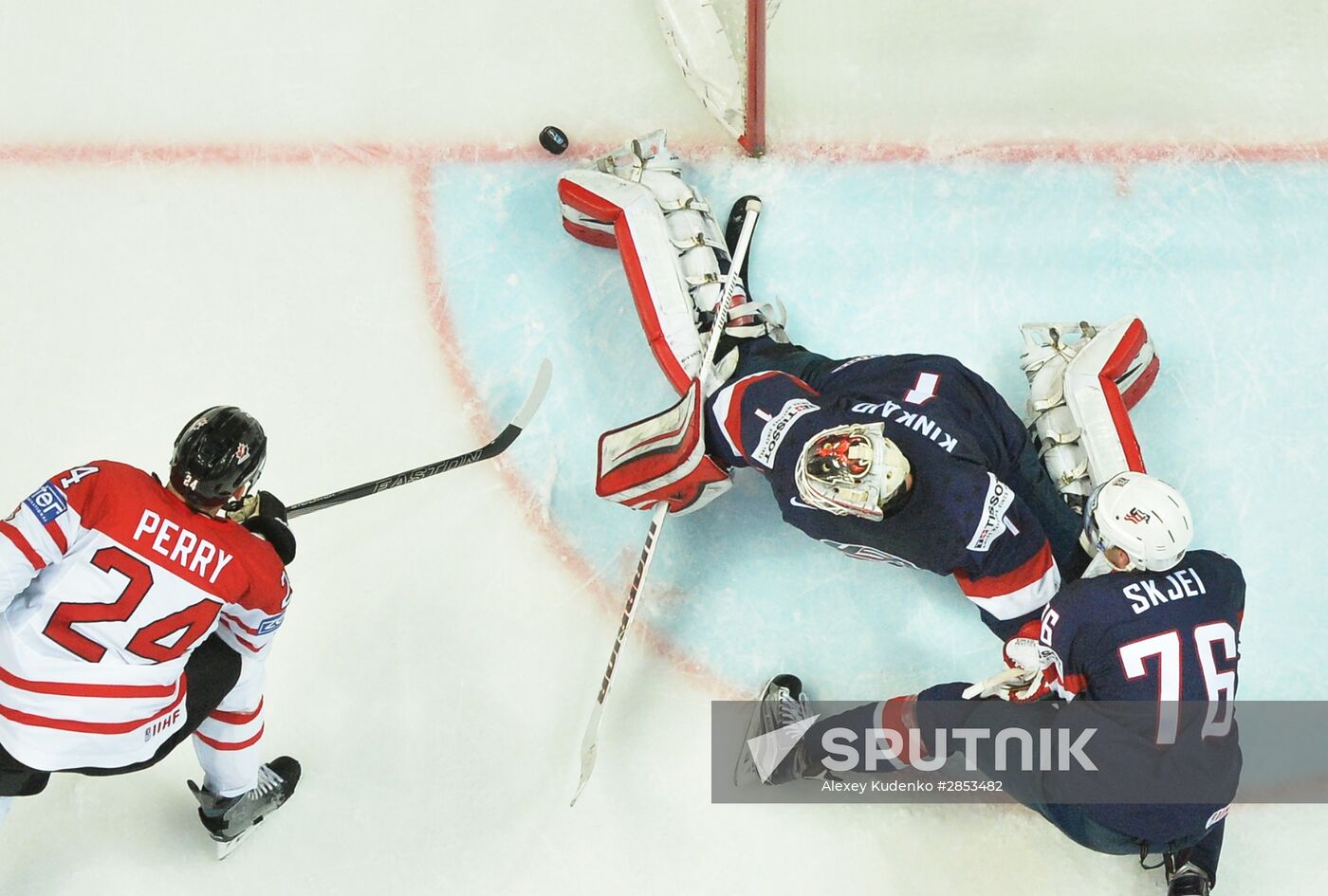 2016 IIHF World Ice Hockey Championship. Canada vs. USA