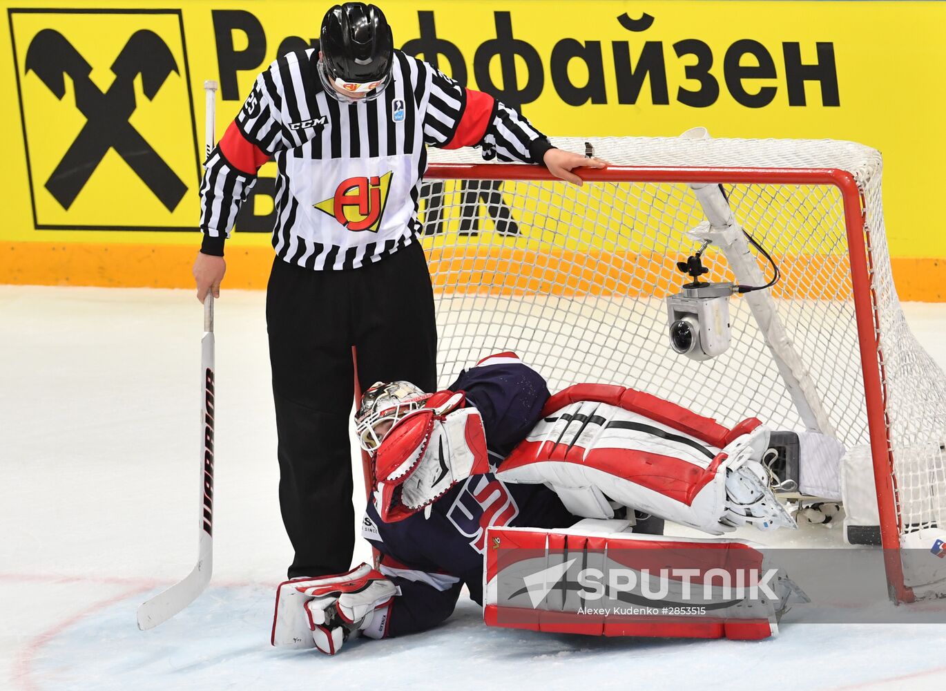 2016 IIHF World Ice Hockey Championship. Canada vs. USA