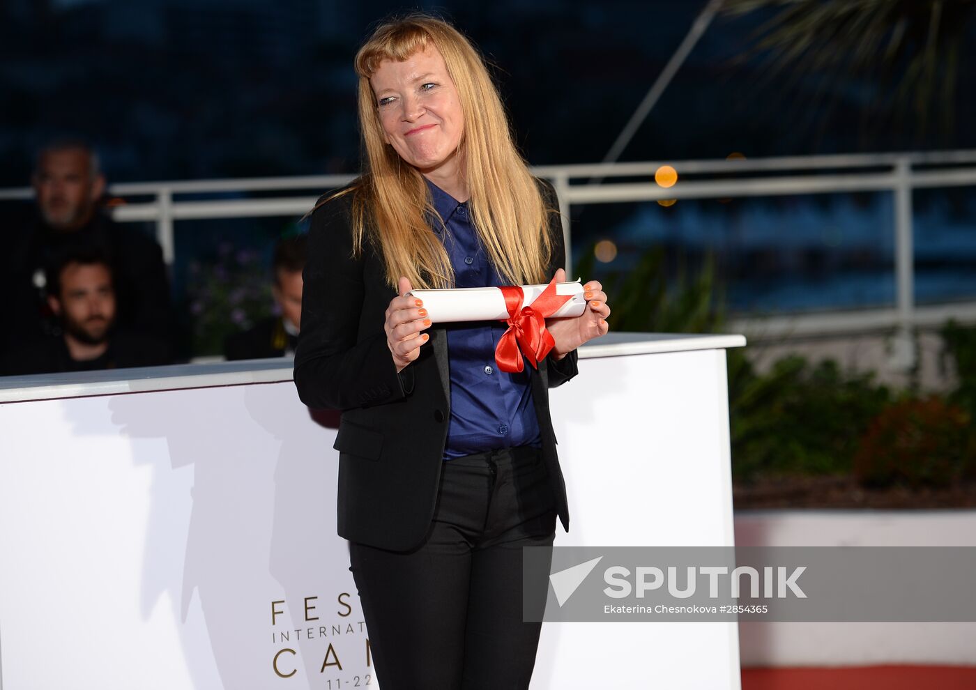 British film director Andrea Arnold, winner of the Jury Prize for the movie American Honey, during a photo call of the winners, at the 69th Cannes Film Festival. Location: France, Cannes. Author: Ekaterina Chesnokova/Sputnik. 69th Cannes Film Festival closing ceremony