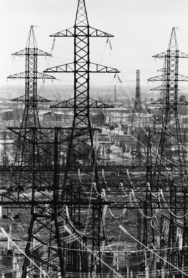 Electric transmission lines