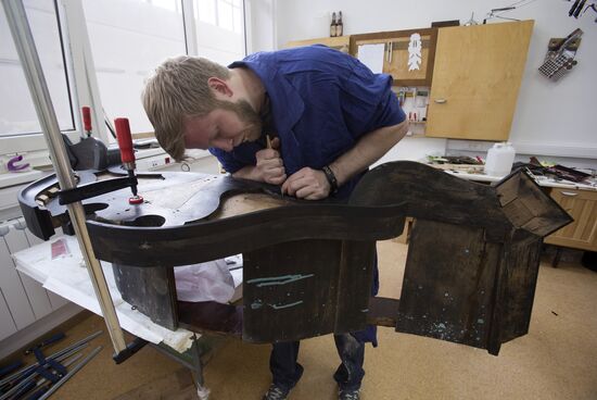 Furniture and interior wooden items restoration workshop at Grabar Center