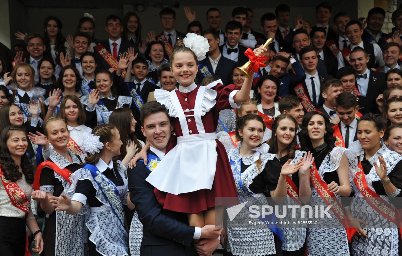 Last Bell celebration in Russian schools