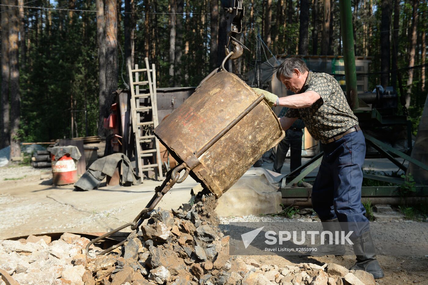 Crocoite deposit in Sverdlovsk Region