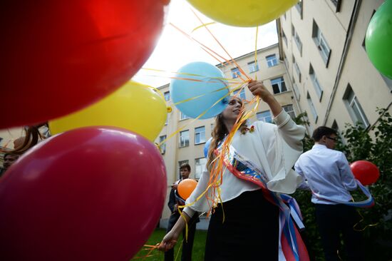 Last Bell celebration in Russian schools