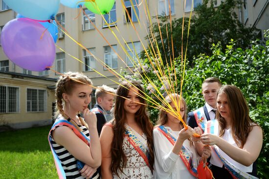 Last Bell celebration in Russian schools