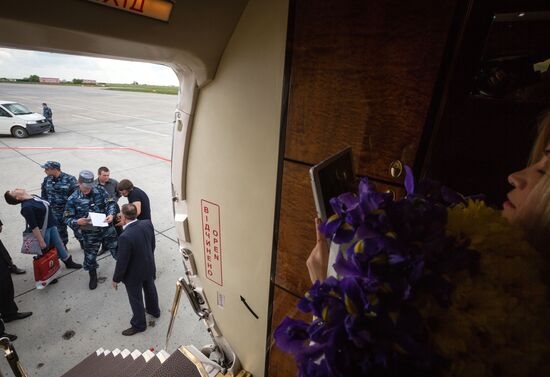 Ukrainian military pilot Nadezhda Savchenko at Kiev airport
