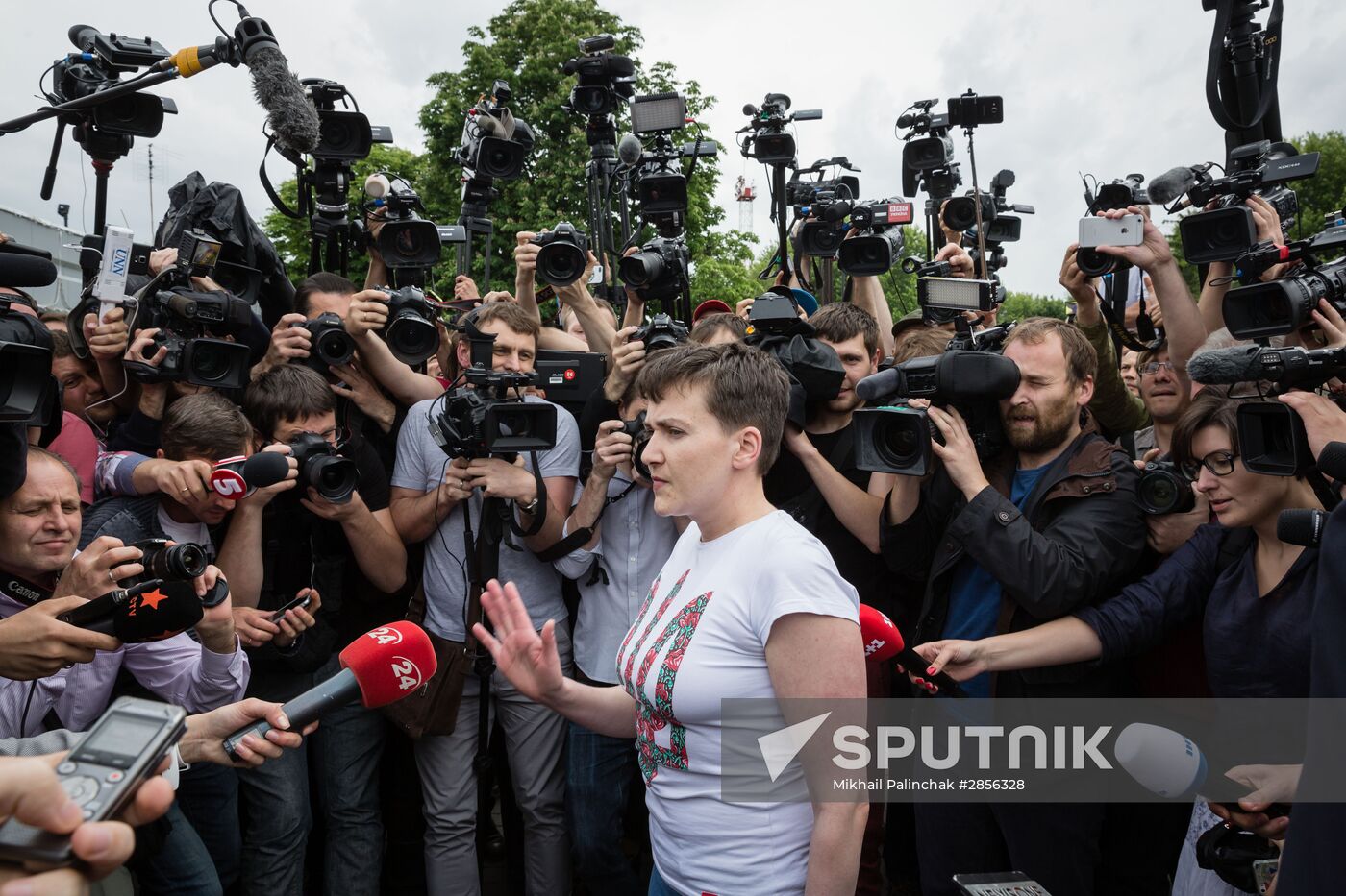 Ukrainian military pilot Nadezhda Savchenko at Kiev airport