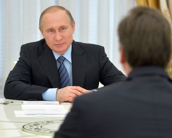 Russian President Vladimir Putin meets with Serbian Prime Minister Aleksandar Vucic